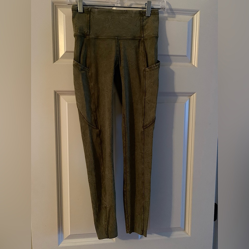 Lululemon Fast and Free high rise tights size 4